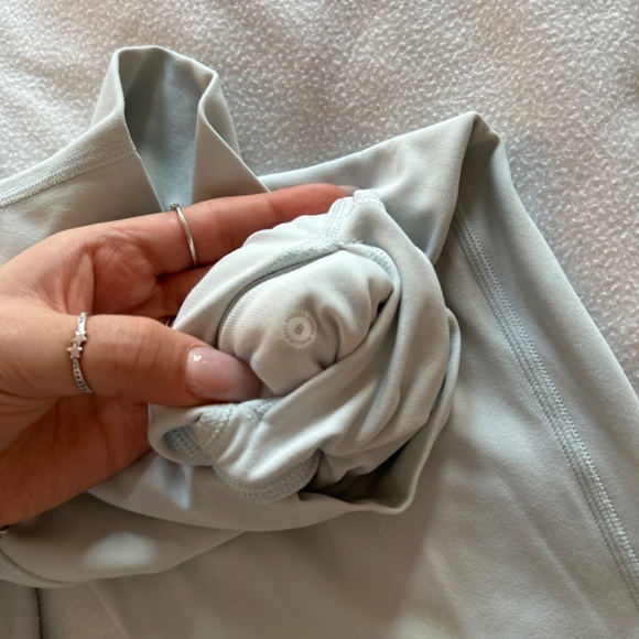 Lululemon align HR 28” - Picture 3 of 4